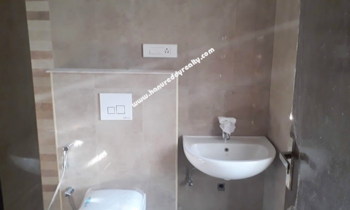 3 BHK Flat for Sale in Mandaveli